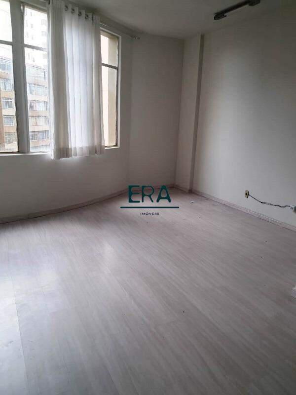 Sala, Centro, 0 Quarto, 0 Vaga