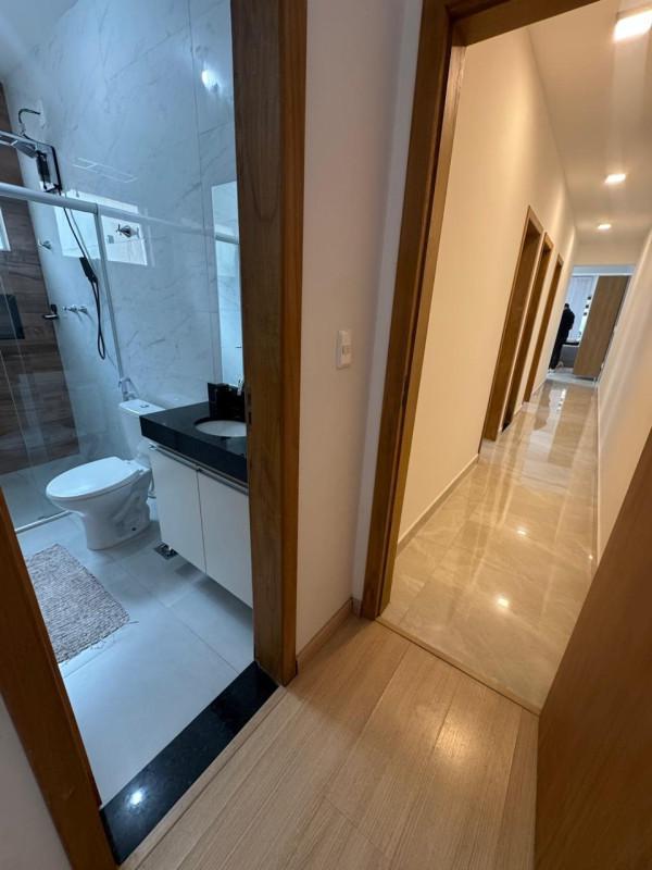 Casa, Masterville, 3 Quartos, 2 Vagas, 1 Suíte