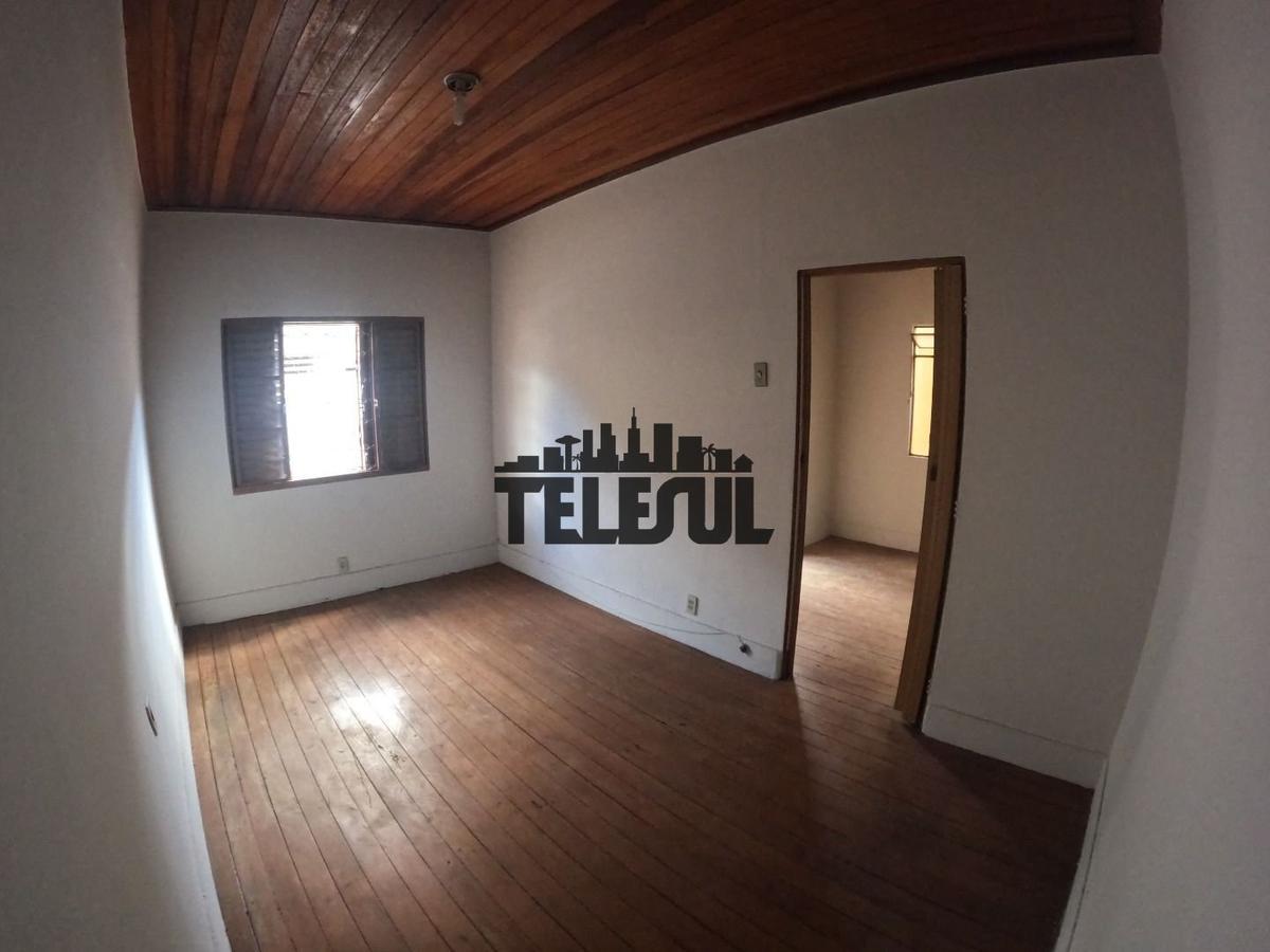 Casa, Centro, 3 Quartos, 0 Vaga