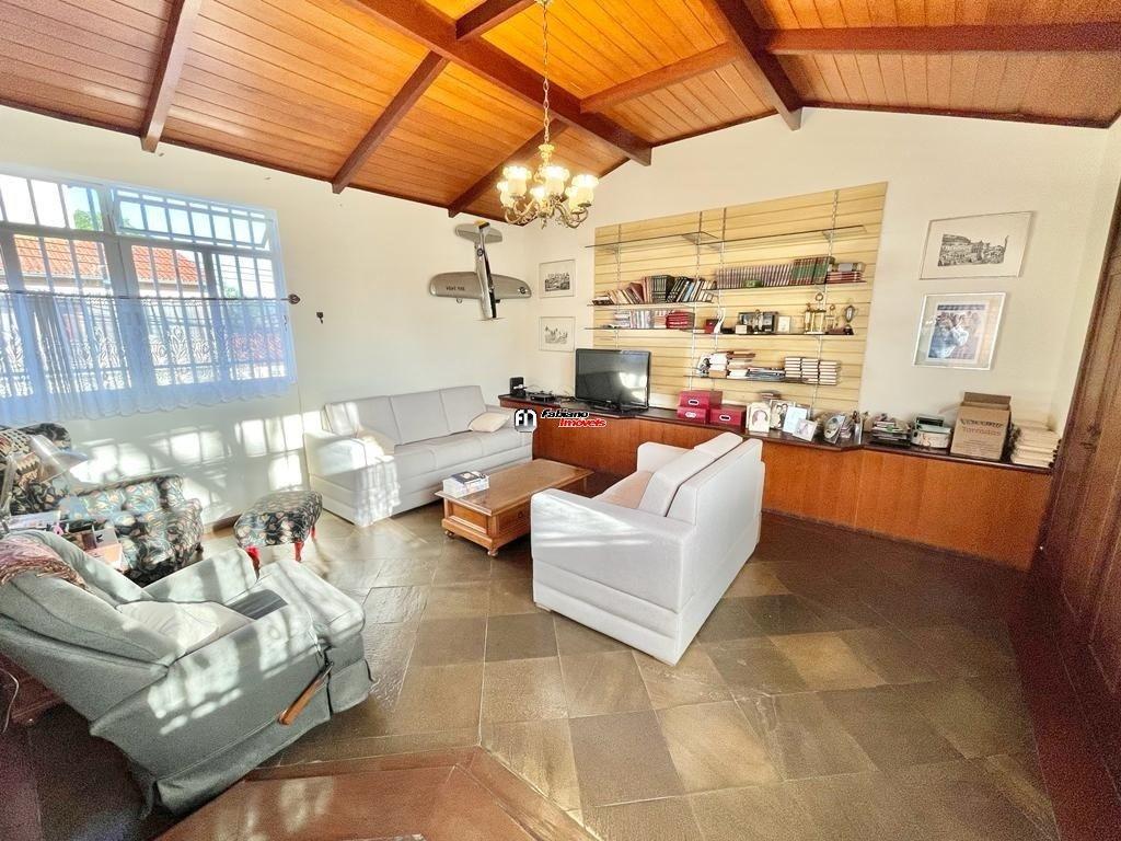 Casa, Itapoã, 4 Quartos, 6 Vagas, 1 Suíte