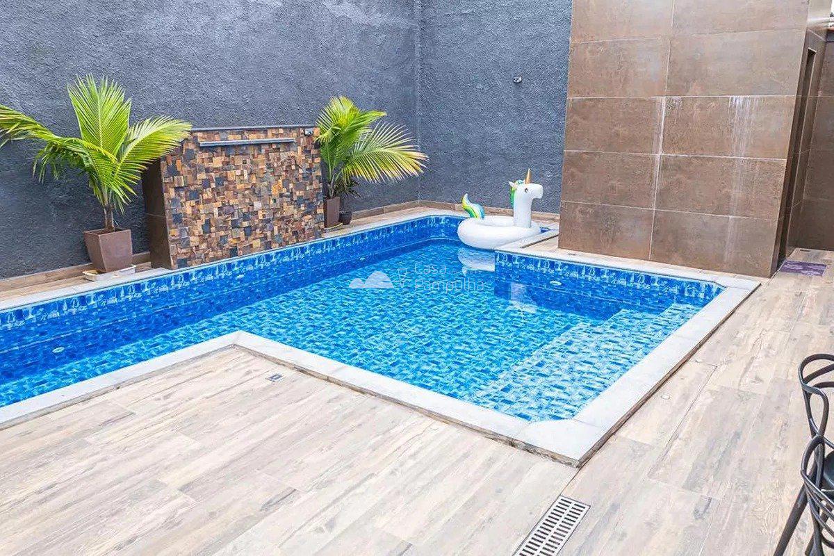 Casa, Floramar, 4 Quartos, 5 Vagas, 1 Suíte