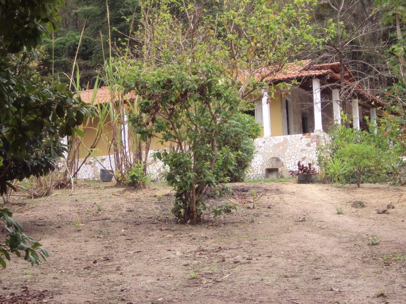 Sítio, 5 Quartos, 1 Suíte