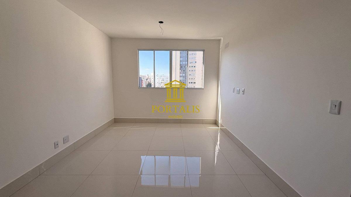 Apartamento, Vila Paris, 2 Quartos, 2 Vagas, 1 Suíte