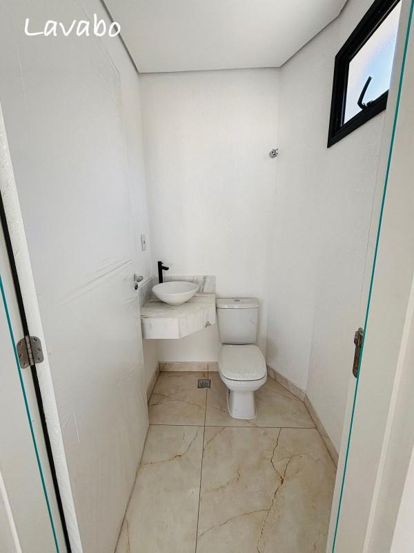 Casa, Cabral, 3 Quartos, 4 Vagas, 1 Suíte