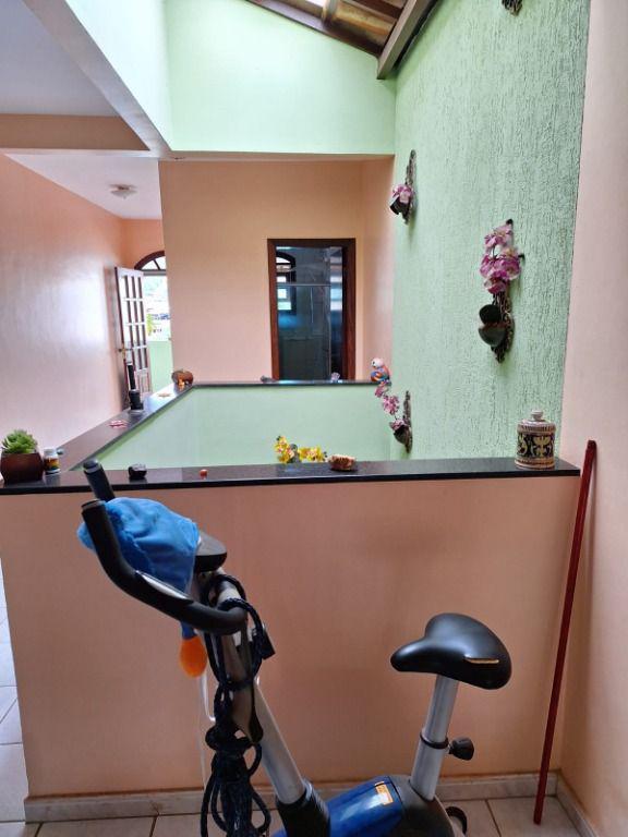 Casa, Siderúrgica, 3 Quartos, 0 Vaga