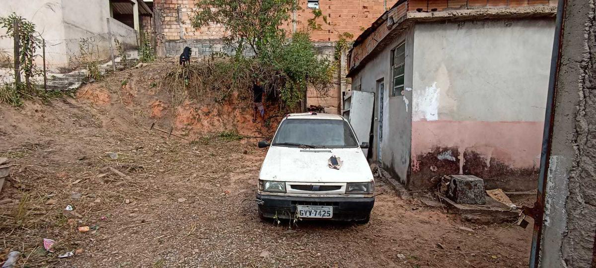 Lote, Jardim Vitória, 3 Quartos, 3 Vagas, 1 Suíte