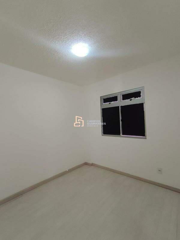 Apartamento, Santa Helena (barreiro), 2 Quartos, 1 Vaga