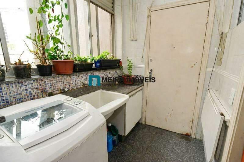 Apartamento, Funcionários, 4 Quartos, 3 Vagas, 1 Suíte