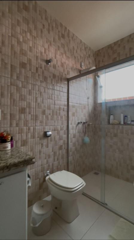 Casa, Castelo, 4 Quartos, 3 Vagas, 1 Suíte