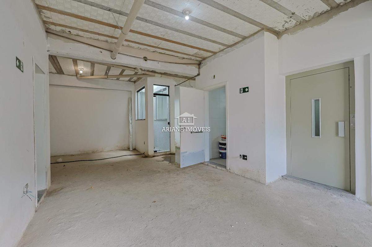 Casa Comercial, Prado, 0 Quarto, 0 Vaga