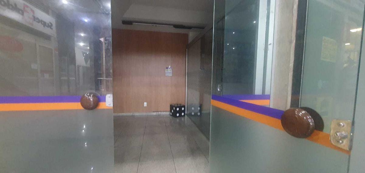 Sala, Barro Preto, 0 Quarto, 0 Vaga