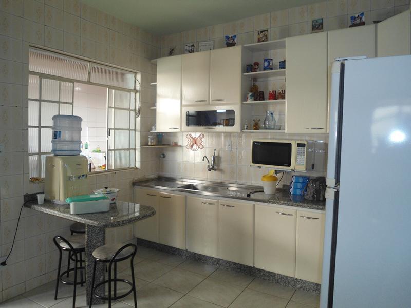 Casa, Bandeirantes, 4 Quartos, 4 Vagas, 2 Suítes