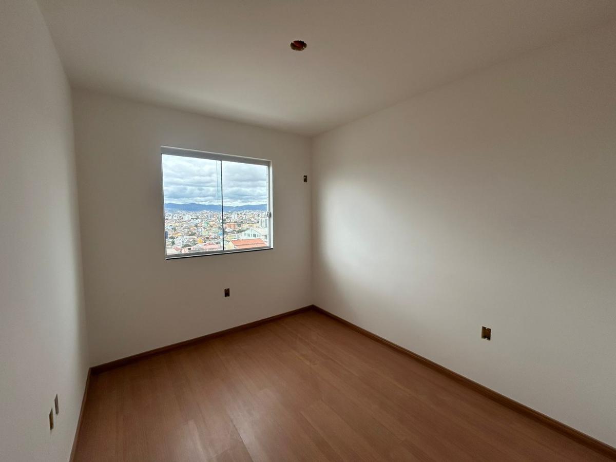 Apartamento, Santa Cruz Industrial, 3 Quartos, 2 Vagas, 1 Suíte
