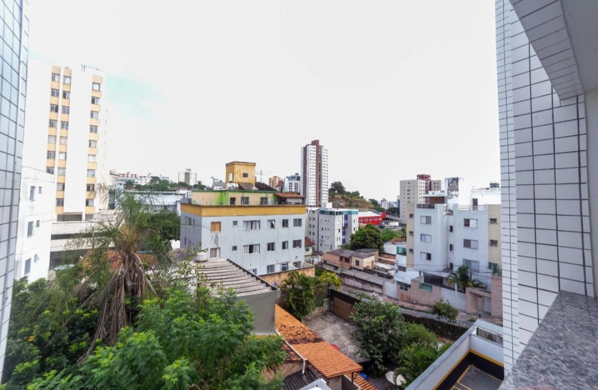 Apartamento, Sagrada Família, 3 Quartos, 2 Vagas, 1 Suíte