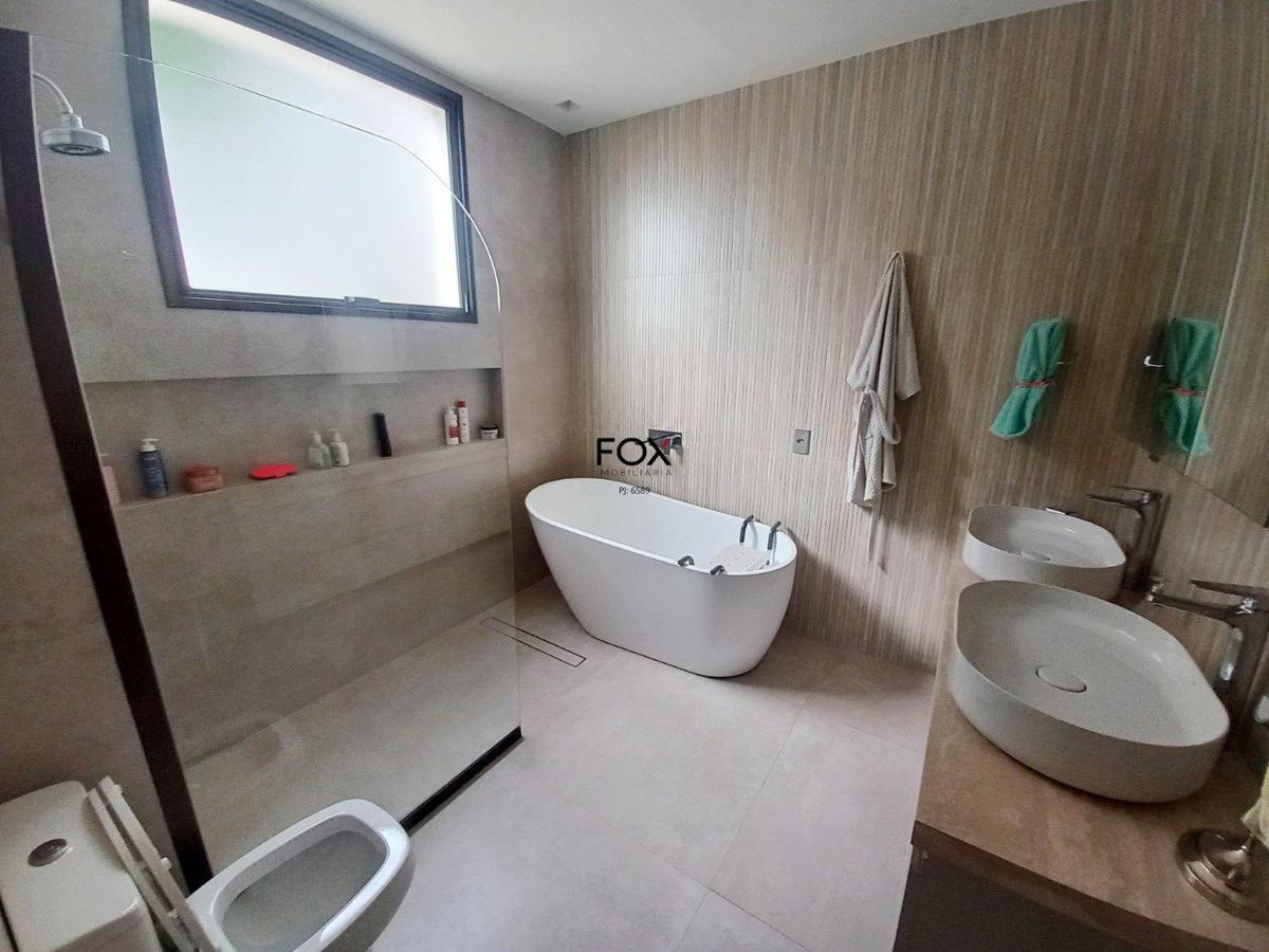 Apartamento, Santa Lúcia, 4 Quartos, 2 Vagas, 3 Suítes