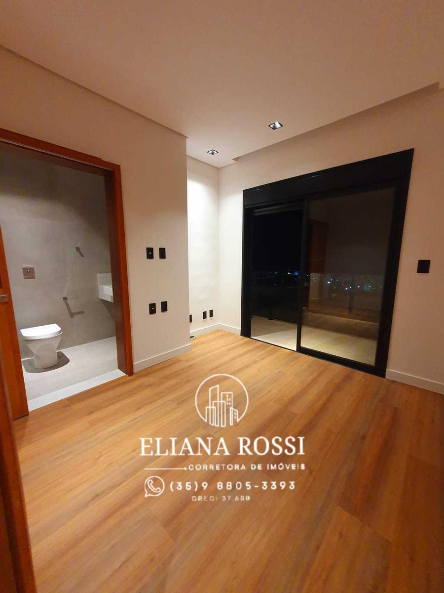 Casa, Vila Paiva, 3 Quartos, 4 Vagas, 3 Suítes