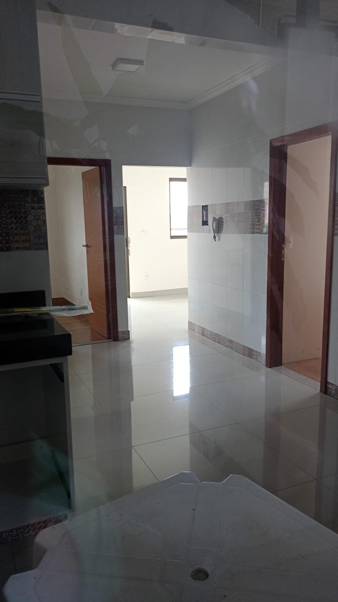 Prédio, Goiânia, 9 Quartos, 2 Vagas, 3 Suítes