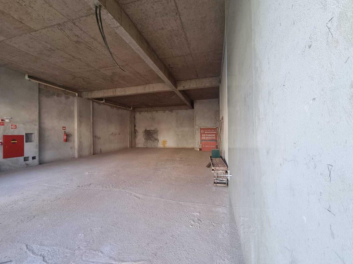 Andar, Jardim Riacho das Pedras, 0 Quarto, 0 Vaga