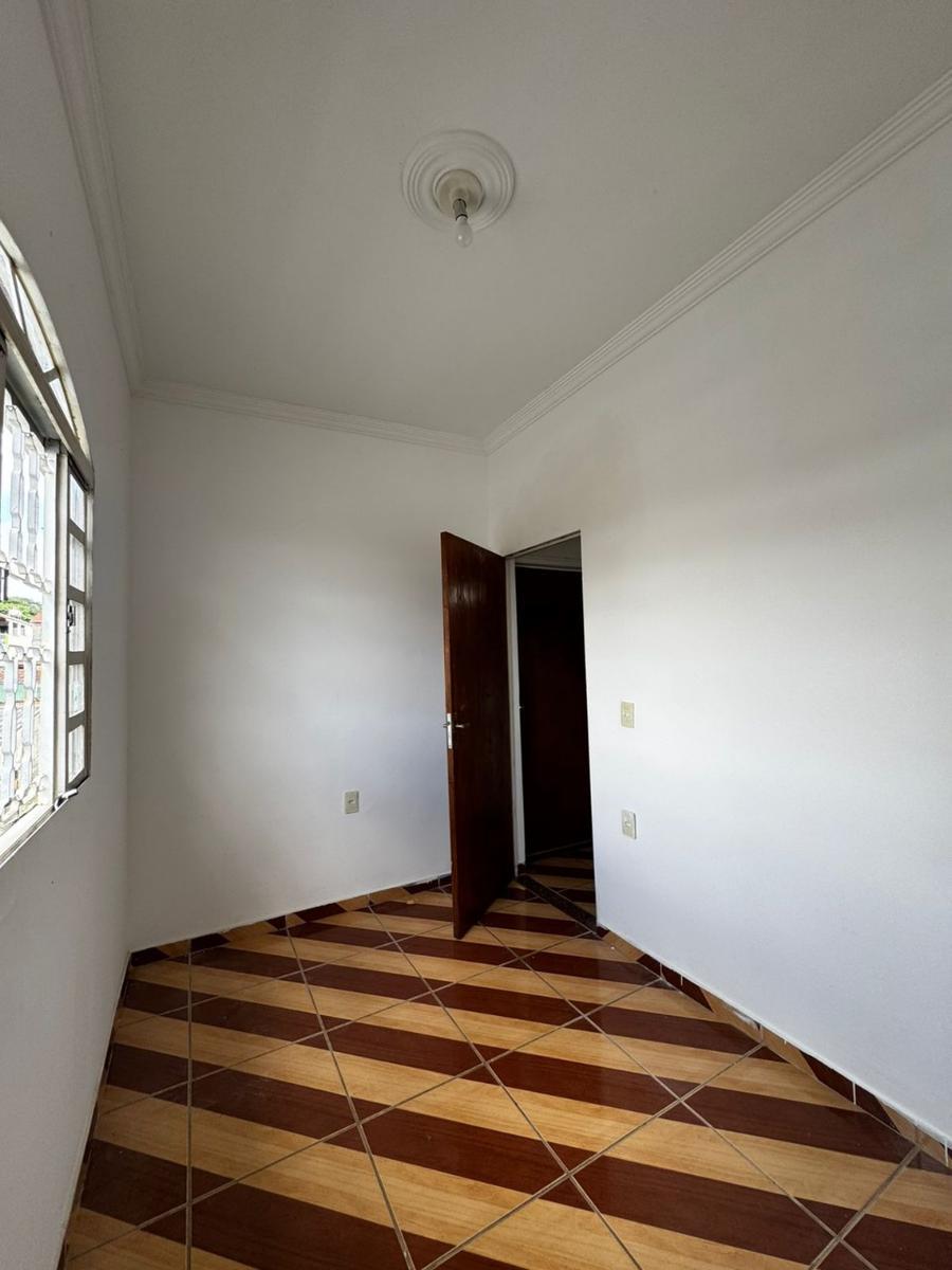 Casa, Jardim Leblon, 2 Quartos, 0 Vaga, 1 Suíte