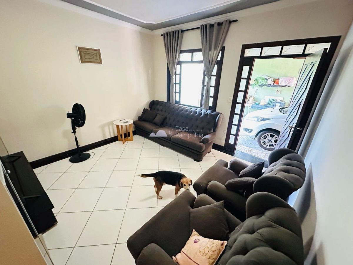 Casa, Jardim Leblon, 3 Quartos, 2 Vagas, 1 Suíte