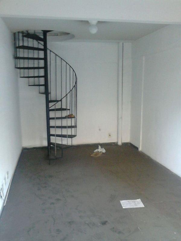 Andar, Centro, 0 Quarto, 0 Vaga