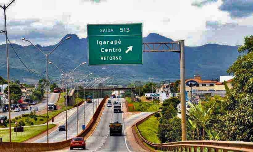 Casa, Resplendor, 2 Quartos, 2 Vagas