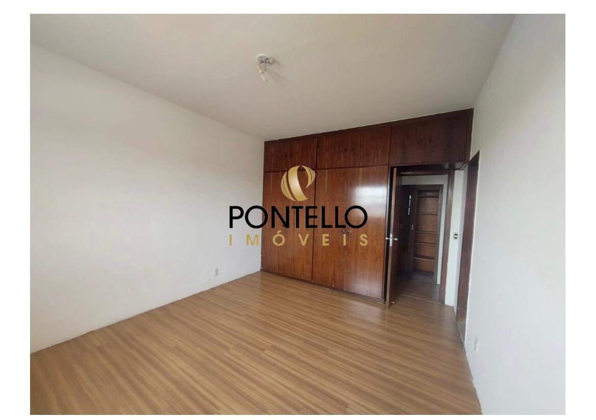 Casa, Cachoeirinha, 4 Quartos, 1 Vaga, 3 Suítes