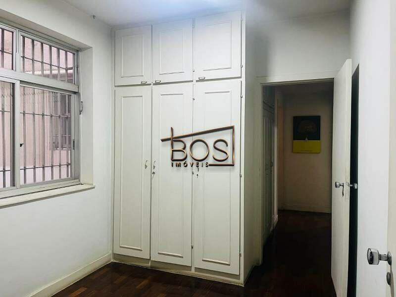 Apartamento, Funcionários, 4 Quartos, 2 Vagas, 1 Suíte