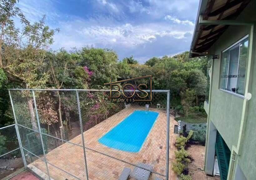 Casa, Casa Branca, 5 Quartos, 20 Vagas, 4 Suítes