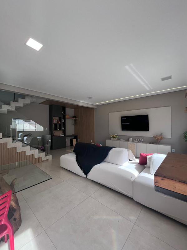 Casa, Santa Helena, 3 Quartos, 2 Vagas, 1 Suíte