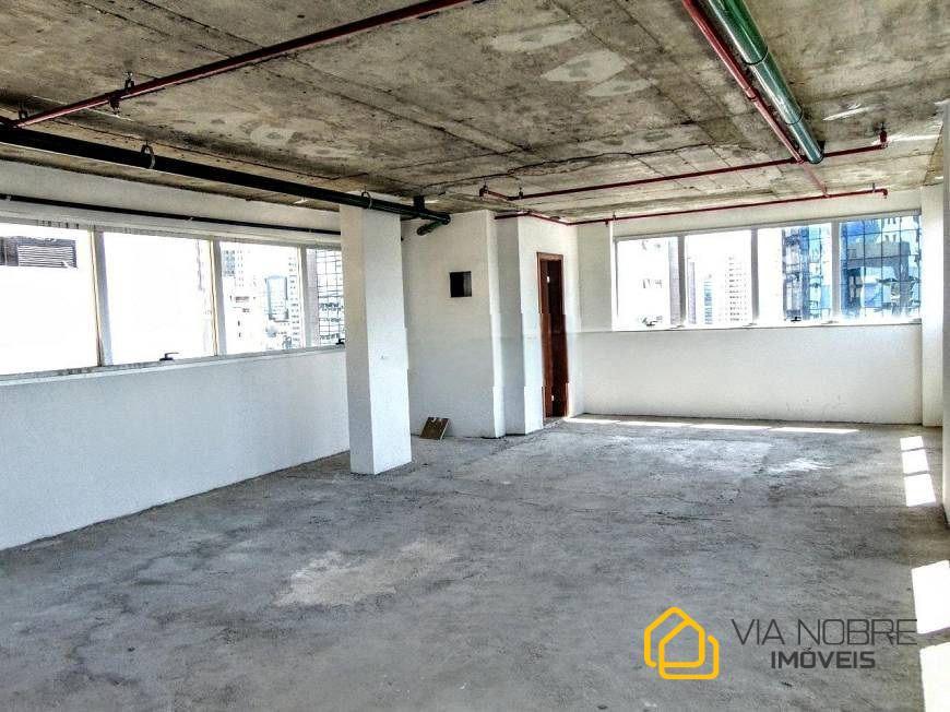 Sala, Savassi, 4 Vagas