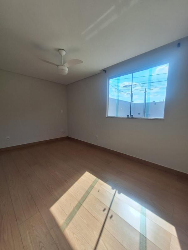 Casa, Cardoso (barreiro), 2 Quartos, 5 Vagas