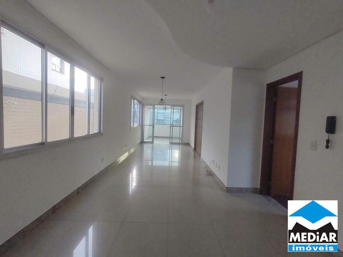 Apartamento, São José, 4 Quartos, 2 Vagas, 2 Suítes