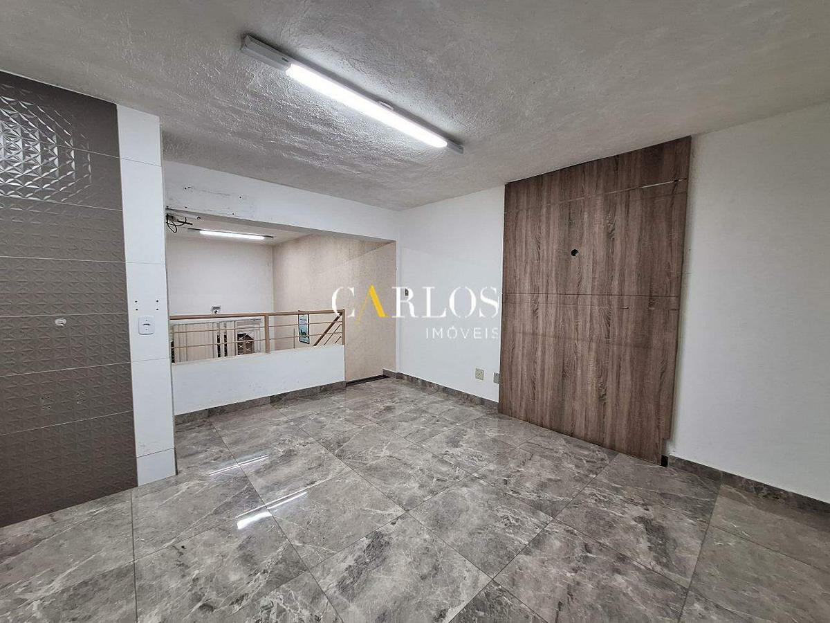 Prédio, Vila Paris