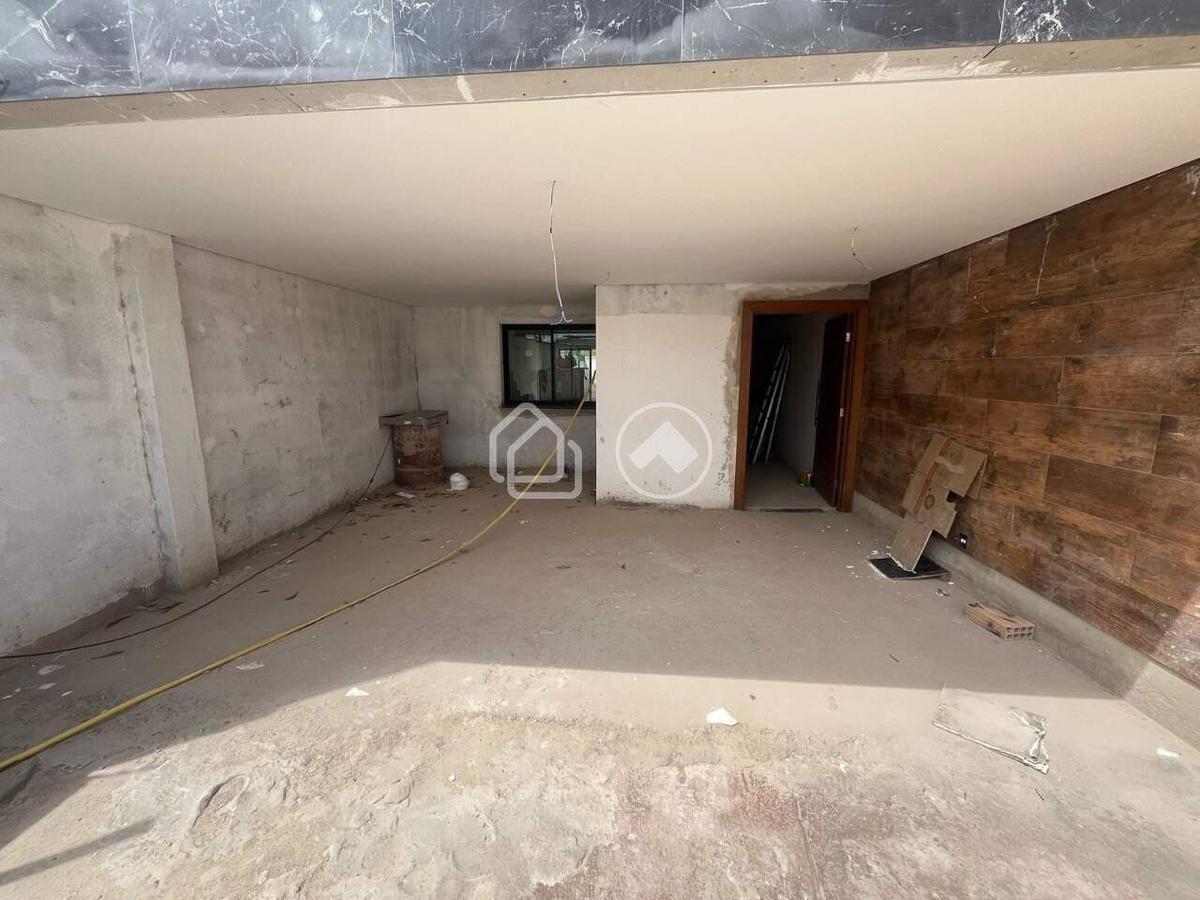 Casa, Buritis, 3 Quartos, 3 Vagas, 1 Suíte