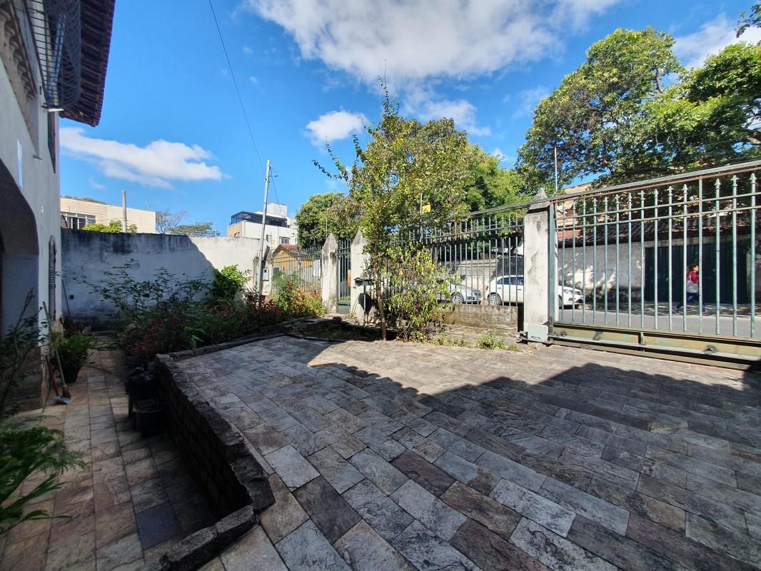 Casa, Jardim América, 4 Quartos, 4 Vagas, 1 Suíte