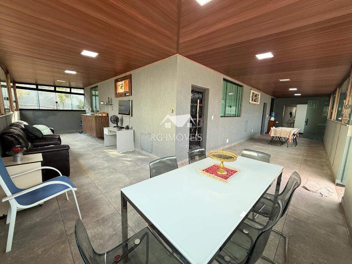 Galpão, Jatobá (barreiro), 0 Quarto, 40 Vagas