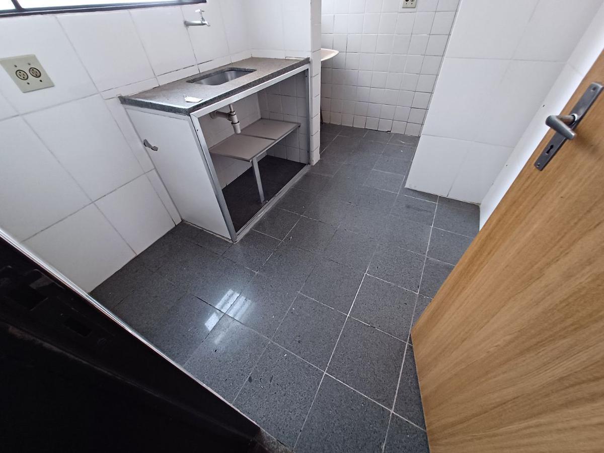 Apartamento, Santa Cruz, 2 Quartos, 1 Vaga