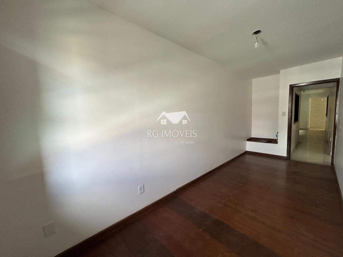 Casa, Teixeira Dias, 4 Quartos, 2 Vagas, 2 Suítes