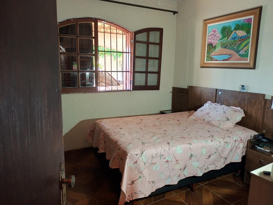 Casa, Vila Militar, 2 Quartos, 0 Vaga, 1 Suíte