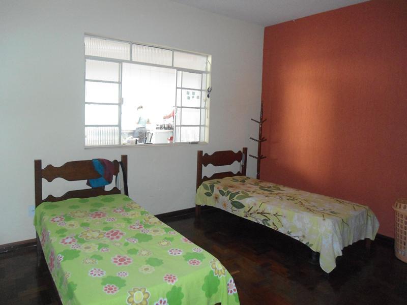 Casa, Bandeirantes, 4 Quartos, 4 Vagas, 2 Suítes