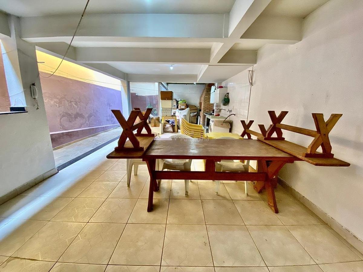 Casa, Santa Mônica, 4 Quartos, 2 Vagas, 2 Suítes