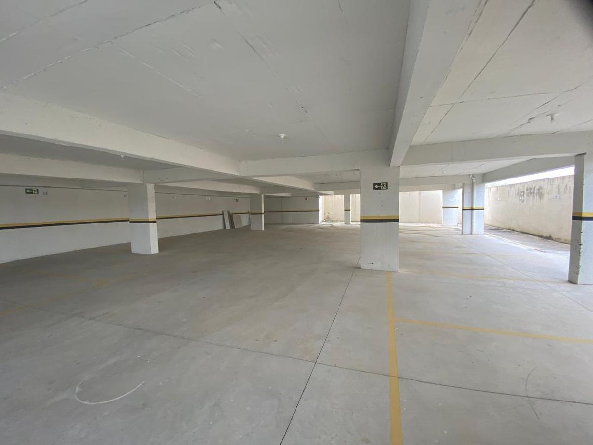 Sala, Vila Verde, 0 Quarto, 0 Vaga