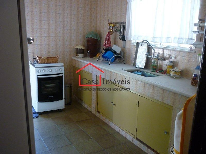Casa, Cidade Nova, 3 Quartos, 2 Vagas, 1 Suíte