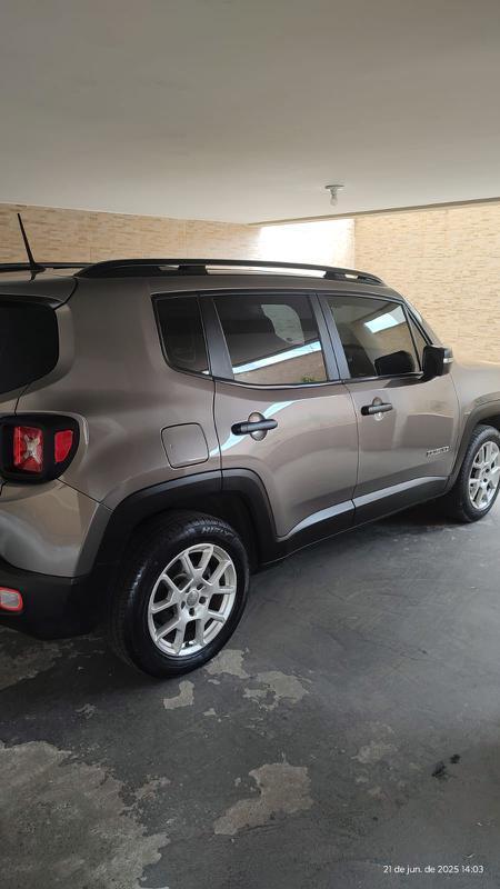 Jeep Renegade Sport 1.8 4x2 Flex 16v Aut.