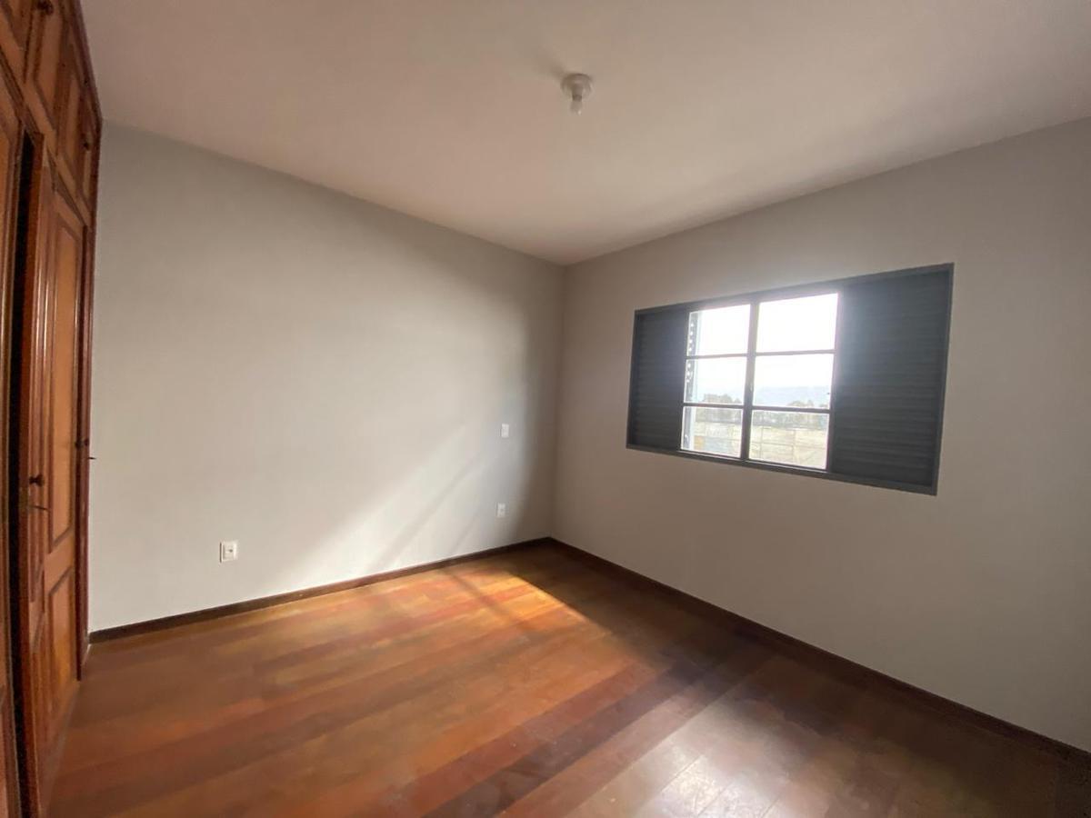 Casa, Alípio de Melo, 4 Quartos, 4 Vagas, 1 Suíte