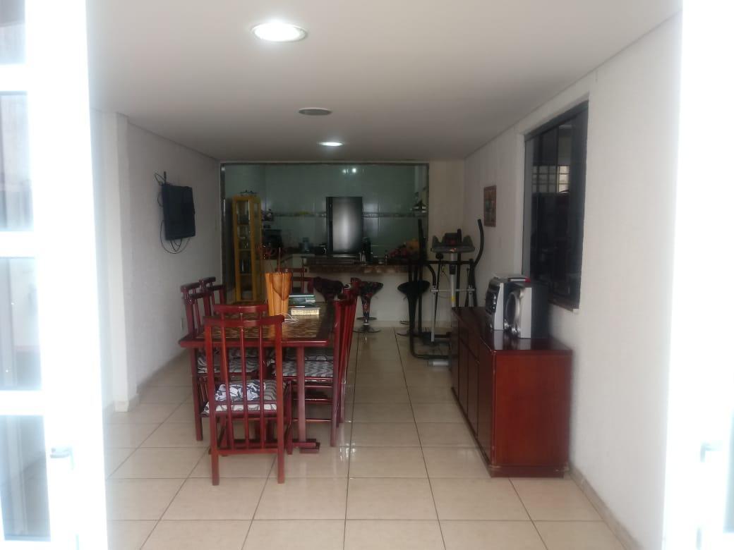 Casa, Jardim Leblon, 3 Quartos, 4 Vagas, 1 Suíte