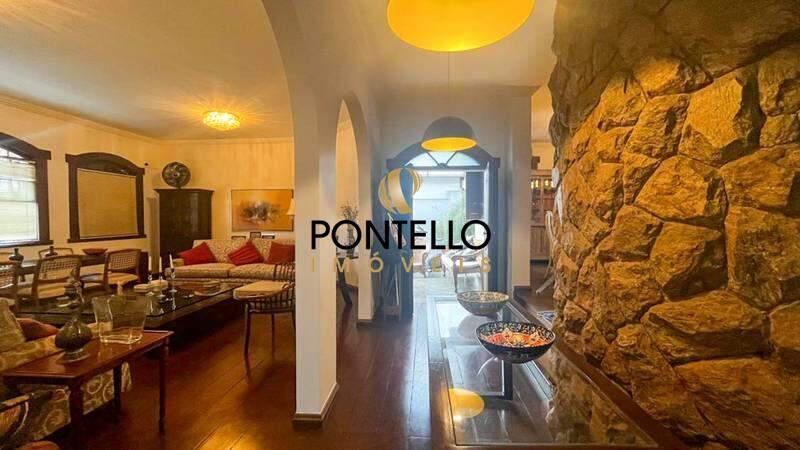 Casa, Comiteco, 5 Quartos, 6 Vagas, 2 Suítes