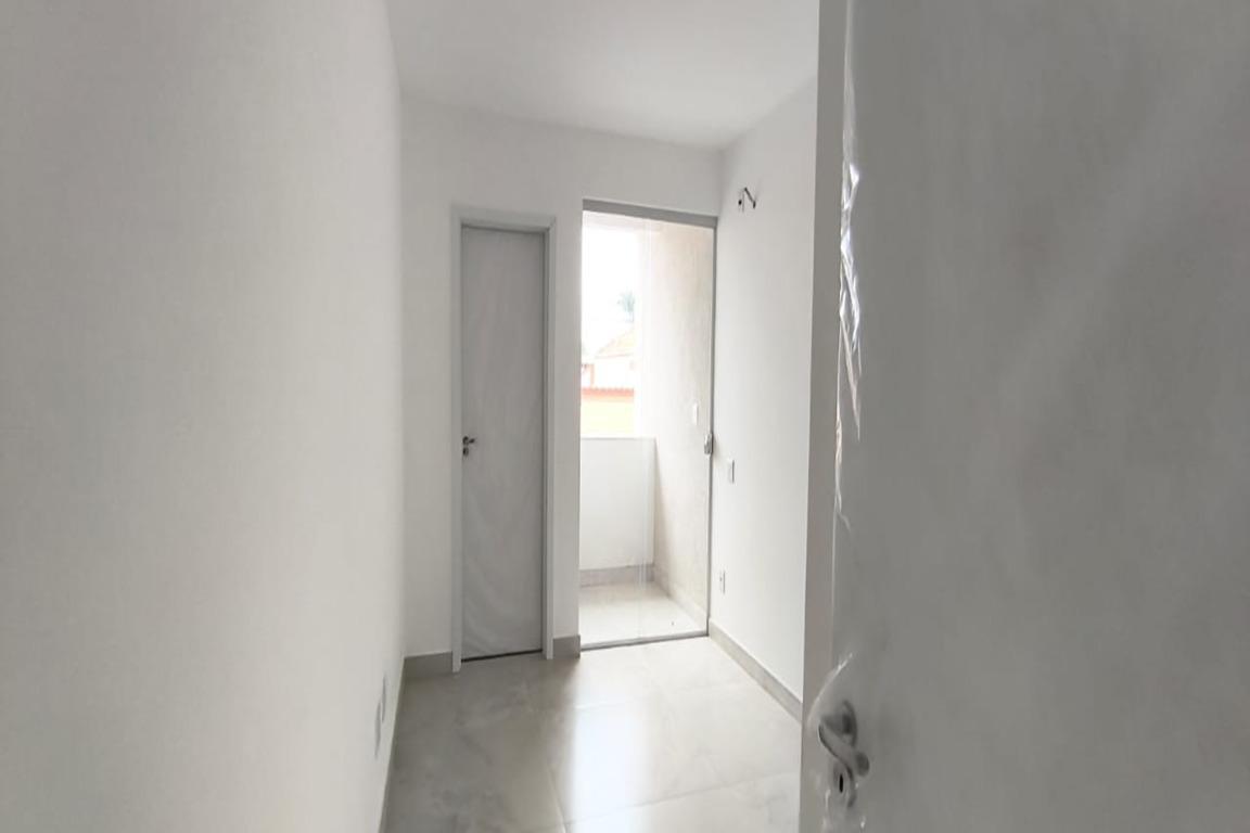 Casa, Planalto, 2 Quartos, 1 Vaga, 2 Suítes