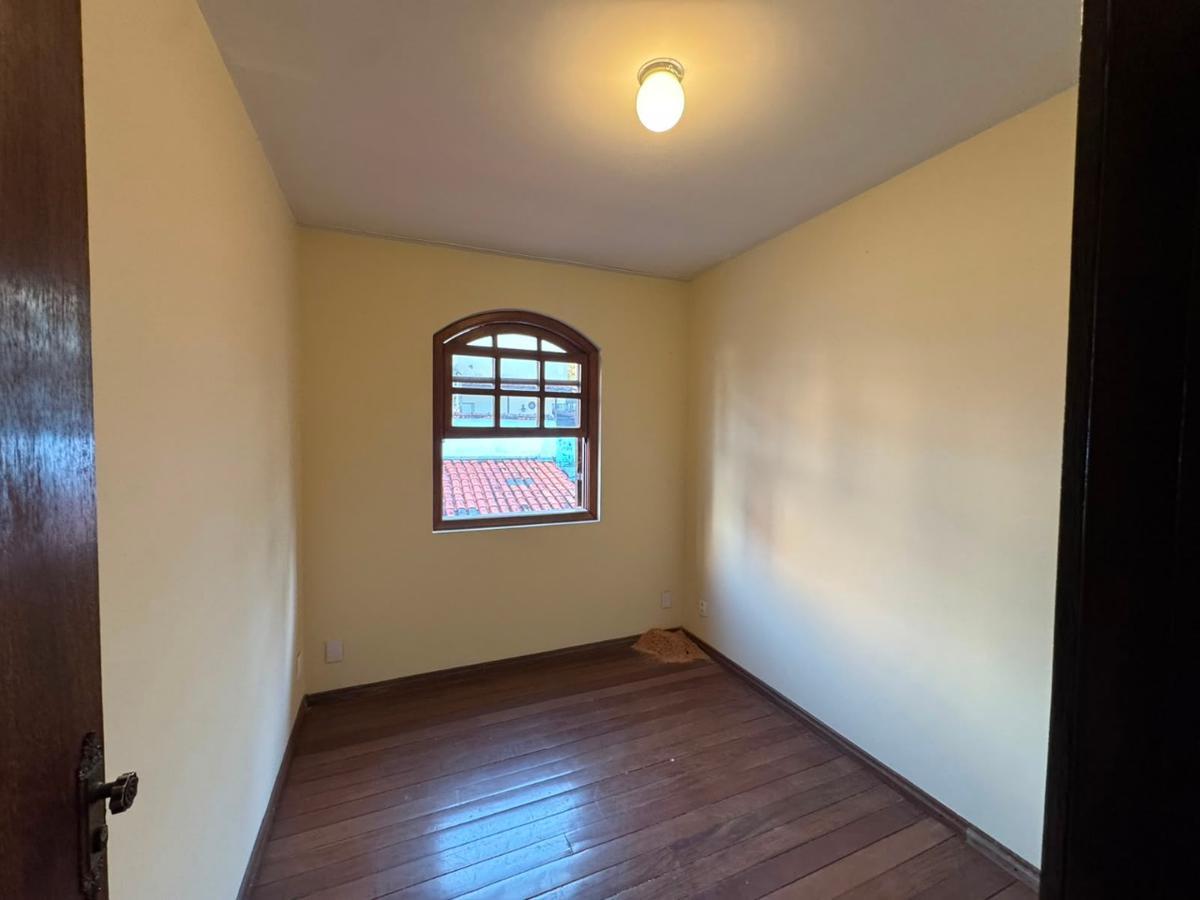 Casa, Floresta, 5 Quartos, 3 Vagas, 1 Suíte